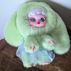 Noci rabbit Girl light green plush pendant